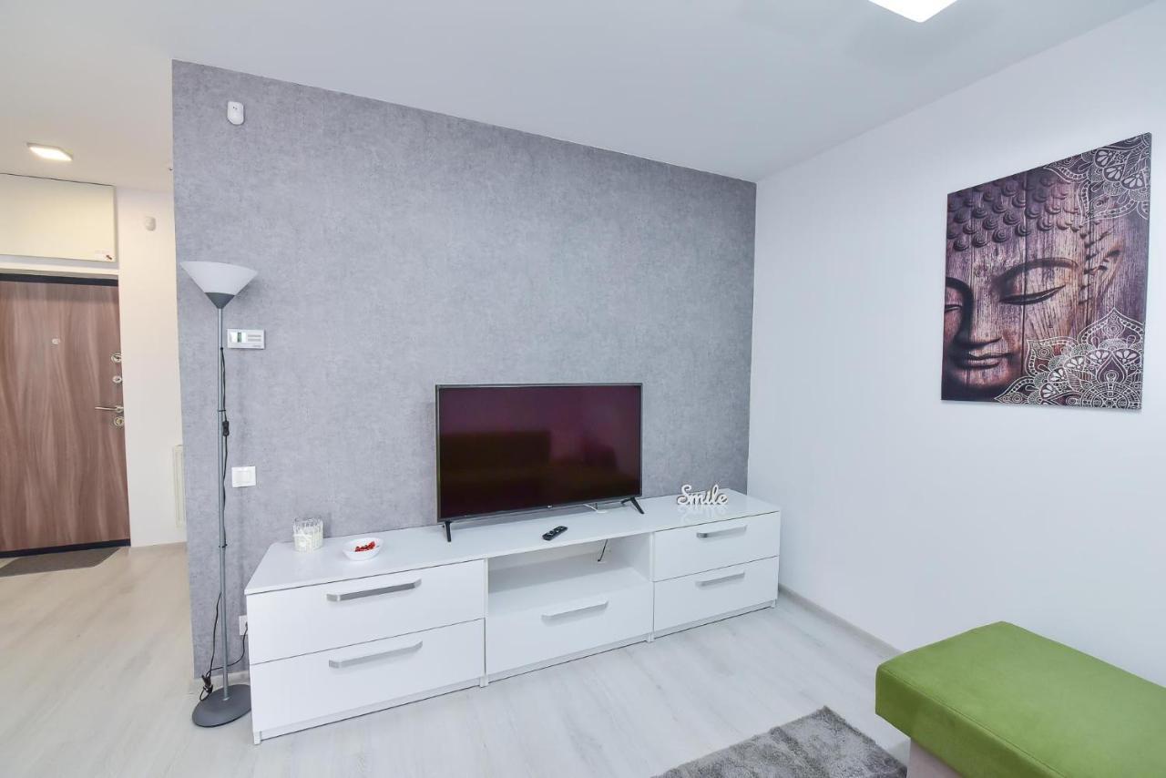 Stylish Stay - Executive - Private Parking And Central Location Oradea Exteriér fotografie